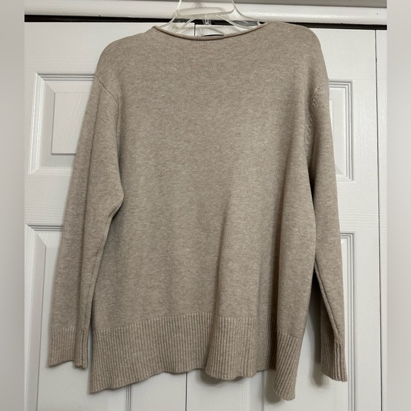 Super Soft Italian Sweater - Picture 4 of 6